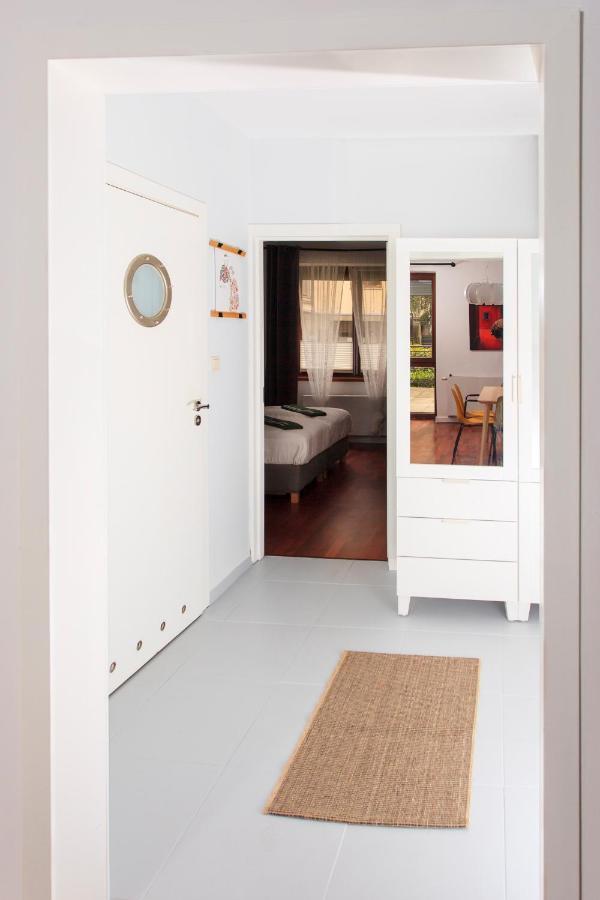 Comfy Apartment Dobra 54 Warschau Buitenkant foto