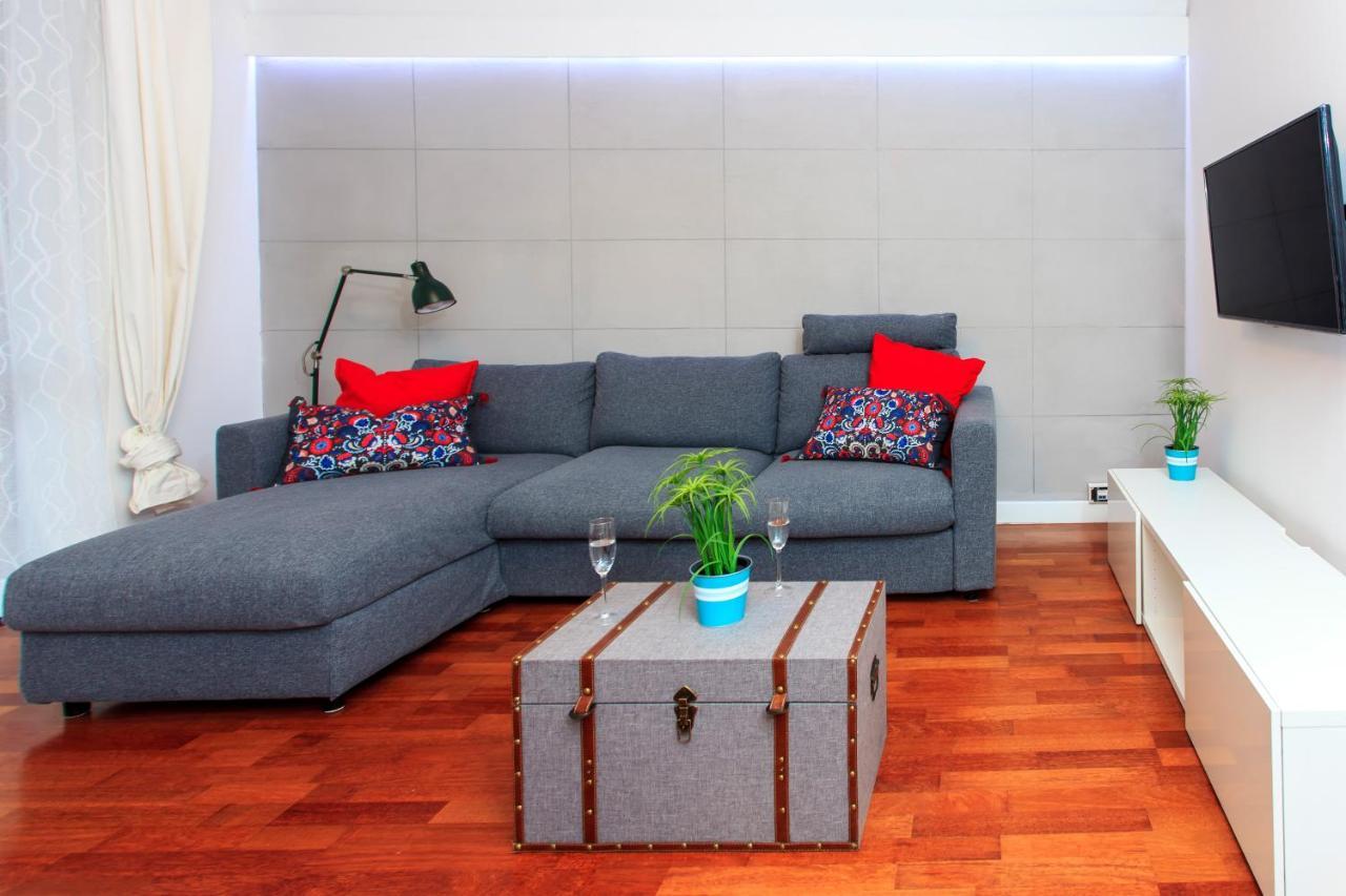 Comfy Apartment Dobra 54 Warschau Buitenkant foto